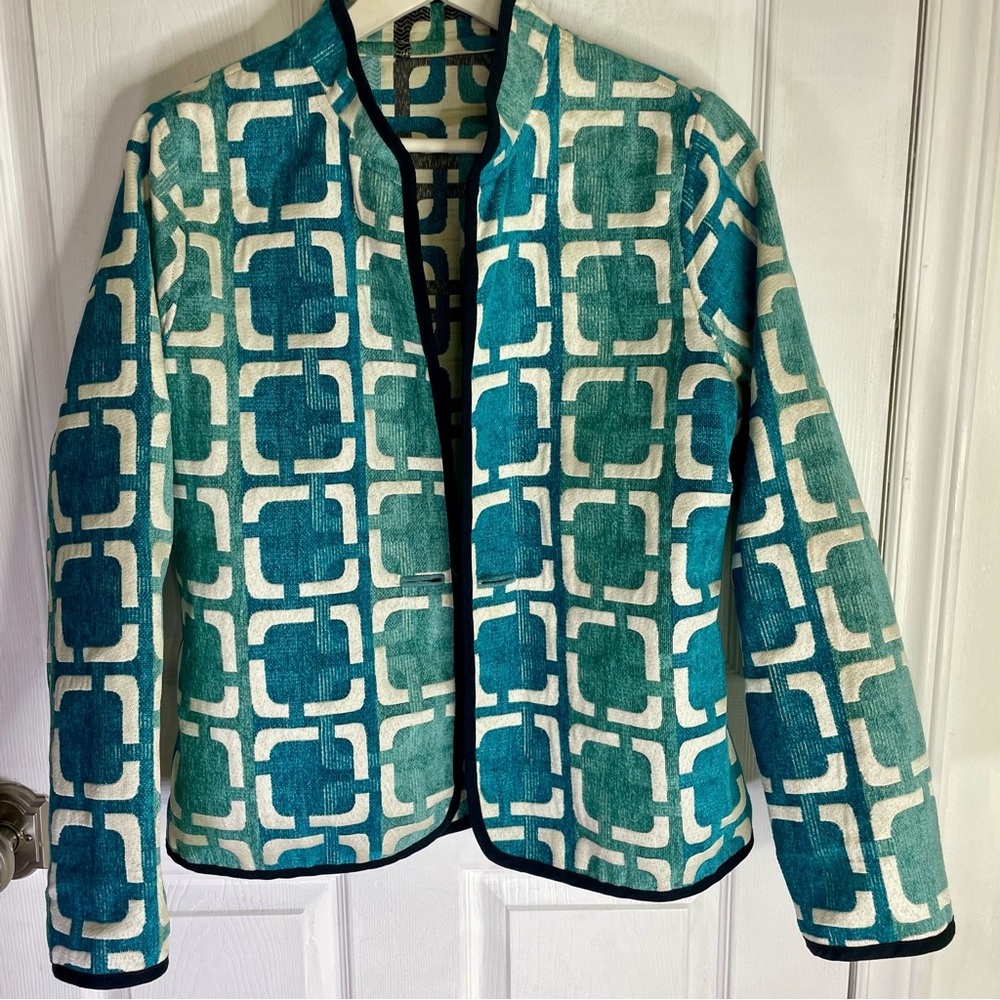 Geometric Patterned Women's Jacket - image 1